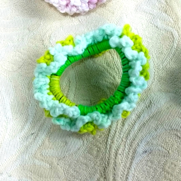 Scrunchies lot of 4 bundle yellow blue green pink crotchet handmade - Picture 3 of 7